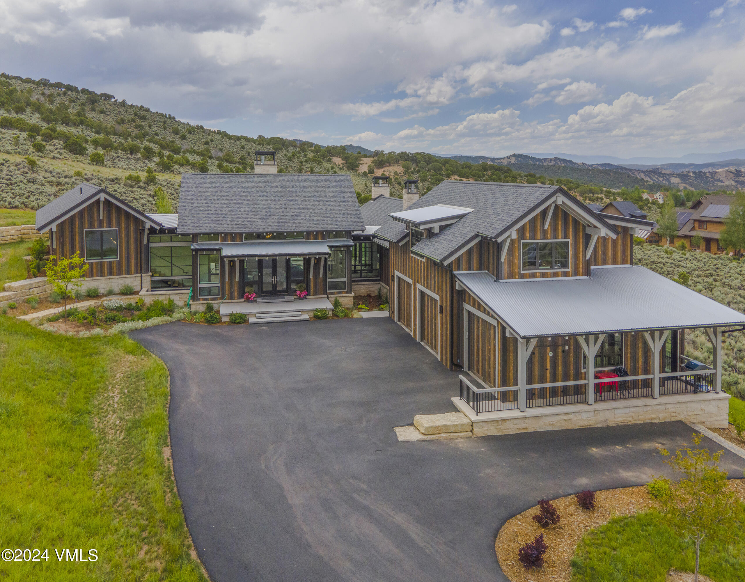 1088 Fourth Of July Road Eagle, CO 81631 - Photo 4 of 78 Exterior