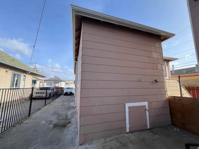 $550,000 | 1803 Rosedale Avenue, Oakland, CA 94601