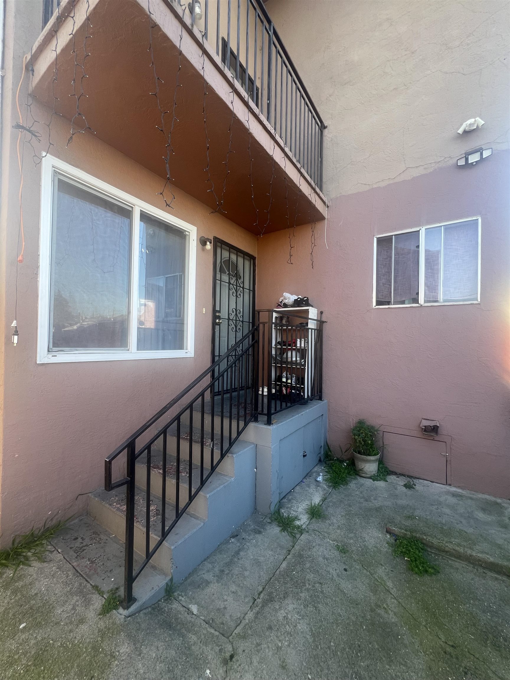 1803 Rosedale Avenue Oakland, CA 94601 - Photo 6 of 28 Property entrance featuring stucco siding