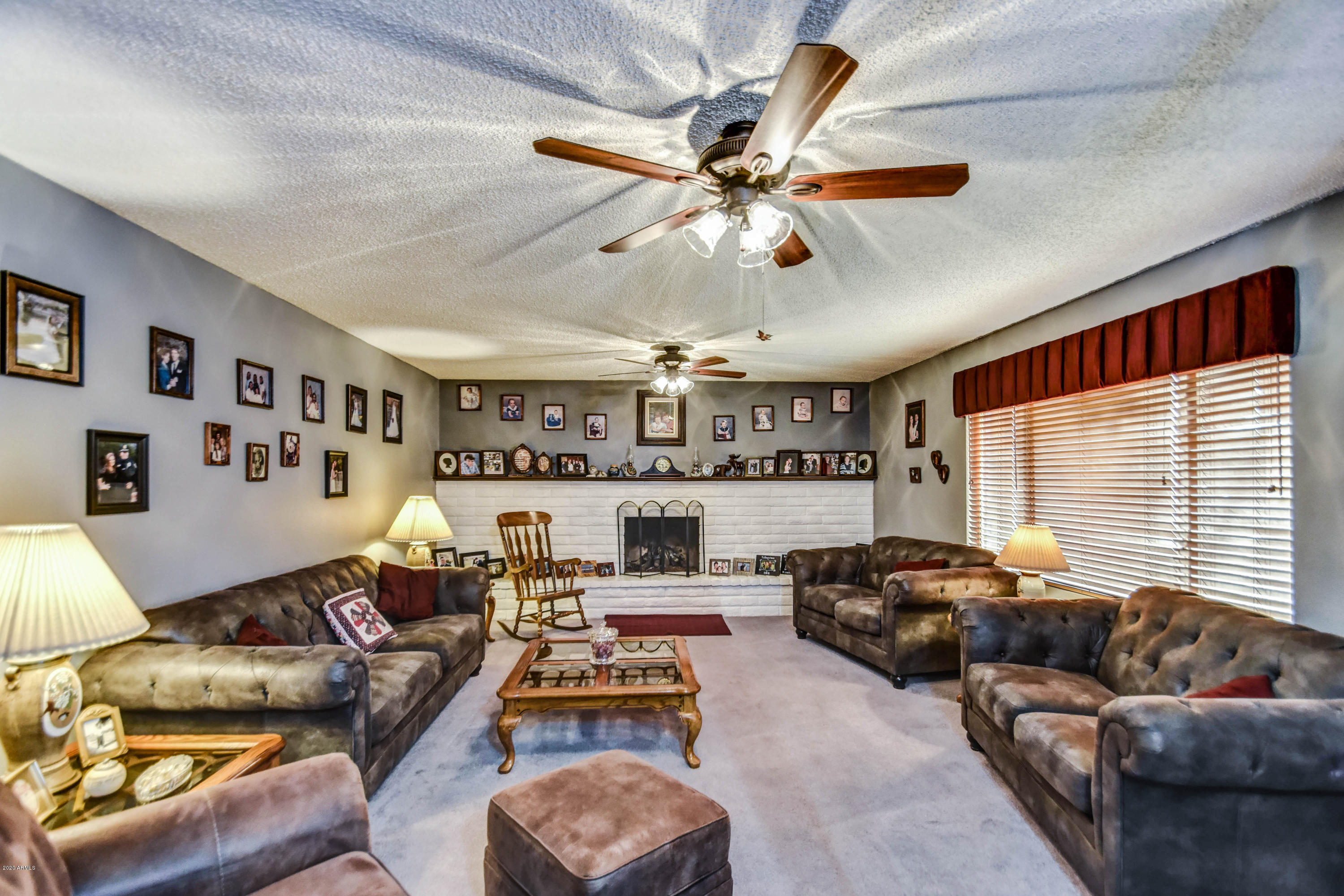 11825 South Ki Road Phoenix, AZ 85044 - Photo 7 of 27 living room 3