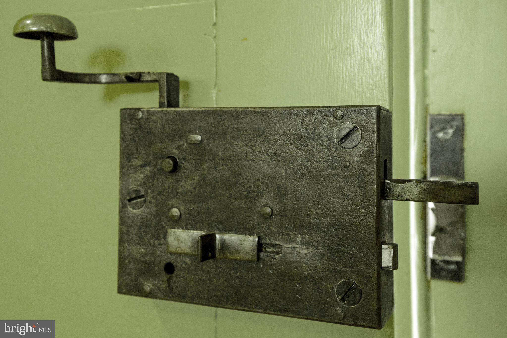 28 Potomac Street Boonsboro, MD 21713 - Photo 17 of 52 a bathroom with a shower