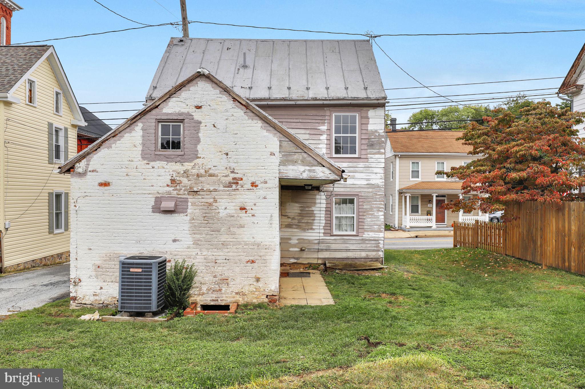 28 Potomac Street Boonsboro, MD 21713 - Photo 33 of 52 a front view of a house with a yard