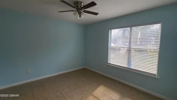 $1,350 | 1600 Big Tree Road, Unit A2, Daytona Beach, FL 32119