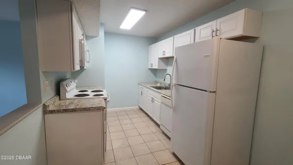 $1,350 | 1600 Big Tree Road, Unit A2, Daytona Beach, FL 32119