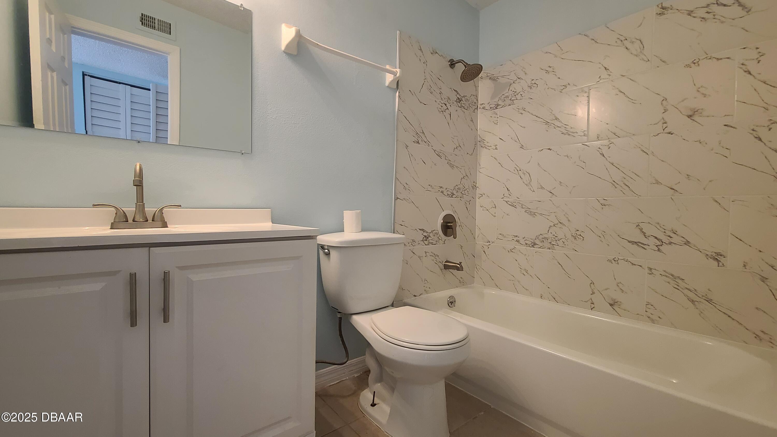 1600 Big Tree Road, Unit A2 Daytona Beach, FL 32119 - Photo 9 of 19 20250129_134230