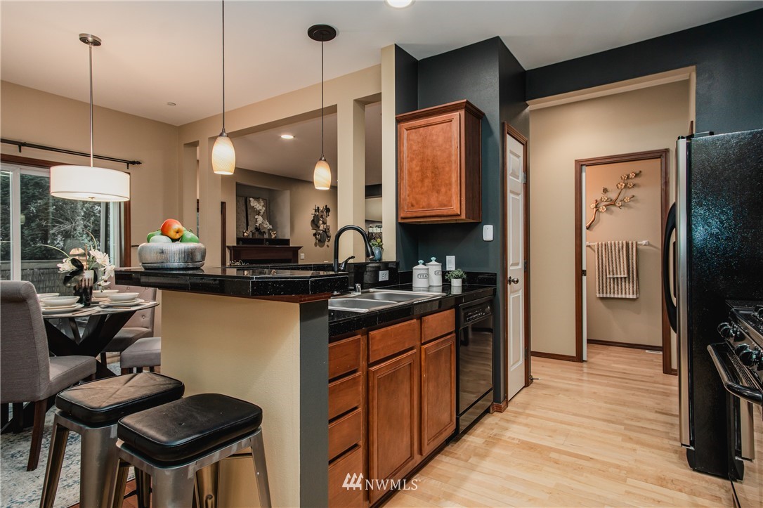 21337 11th Drive Southeast Bothell, WA 98021 - Photo 8 of 27