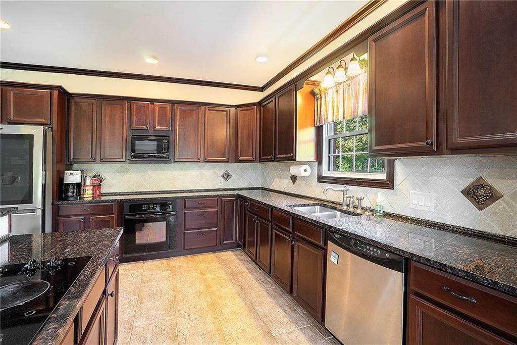 1650 Old Loganville Road Southwest Loganville, GA 30052 - Photo 17 of 51