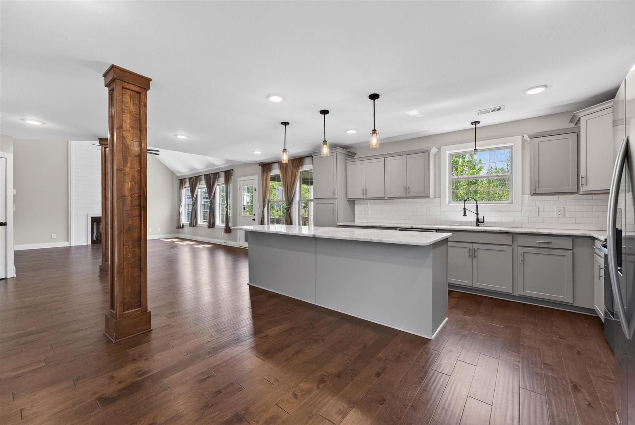 1071 Barnhill Road Clarksville, TN 37043 - Photo 15 of 37