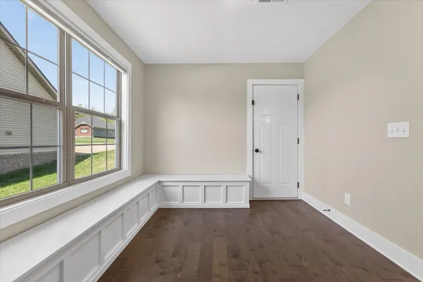 $2,100 | 1071 Barnhill Road, Clarksville, TN 37043