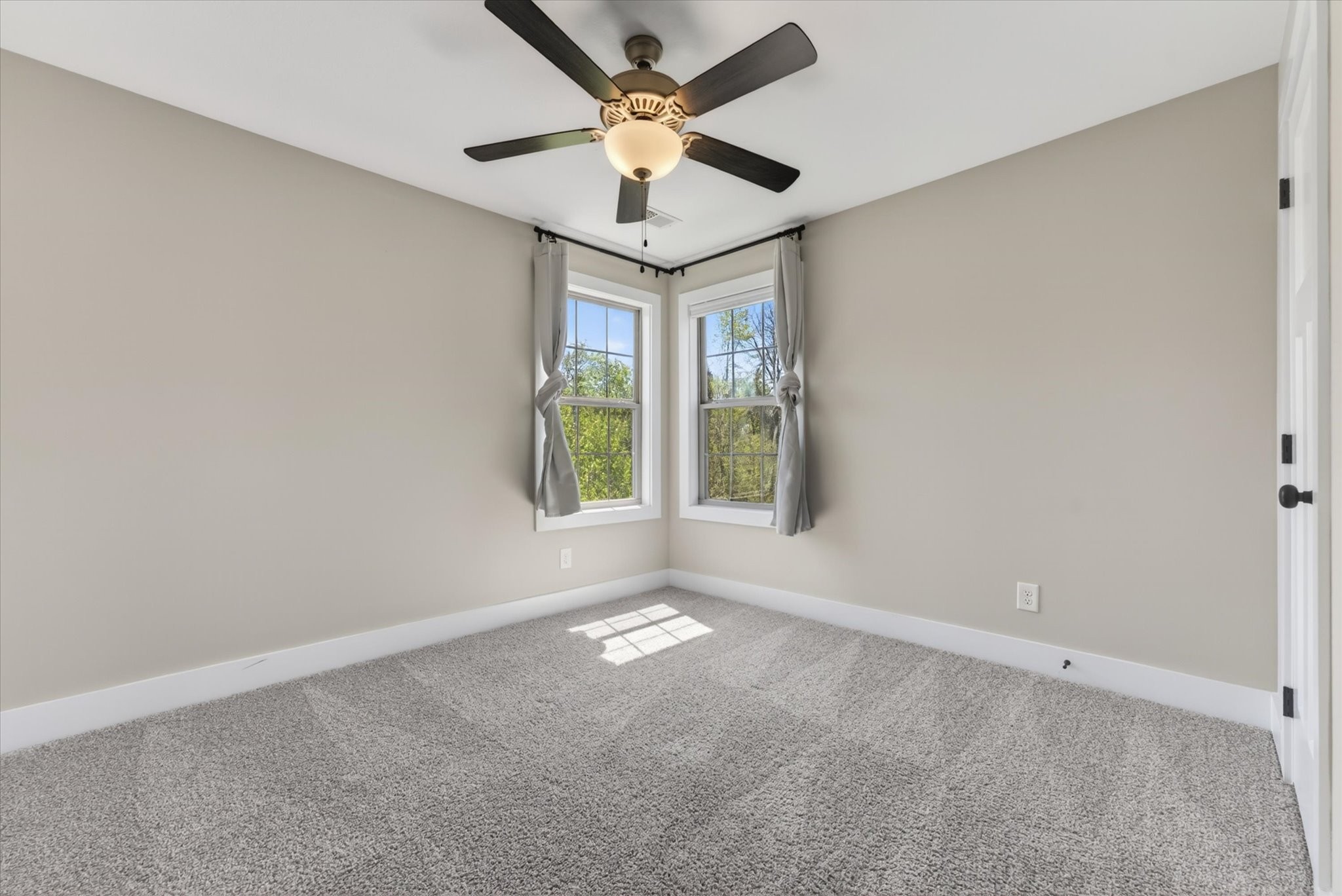 1071 Barnhill Road Clarksville, TN 37043 - Photo 28 of 37