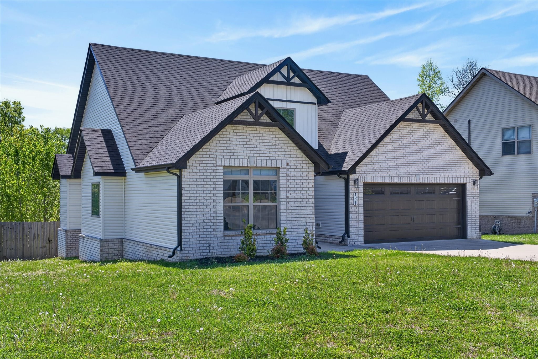 1071 Barnhill Road Clarksville, TN 37043 - Photo 3 of 37