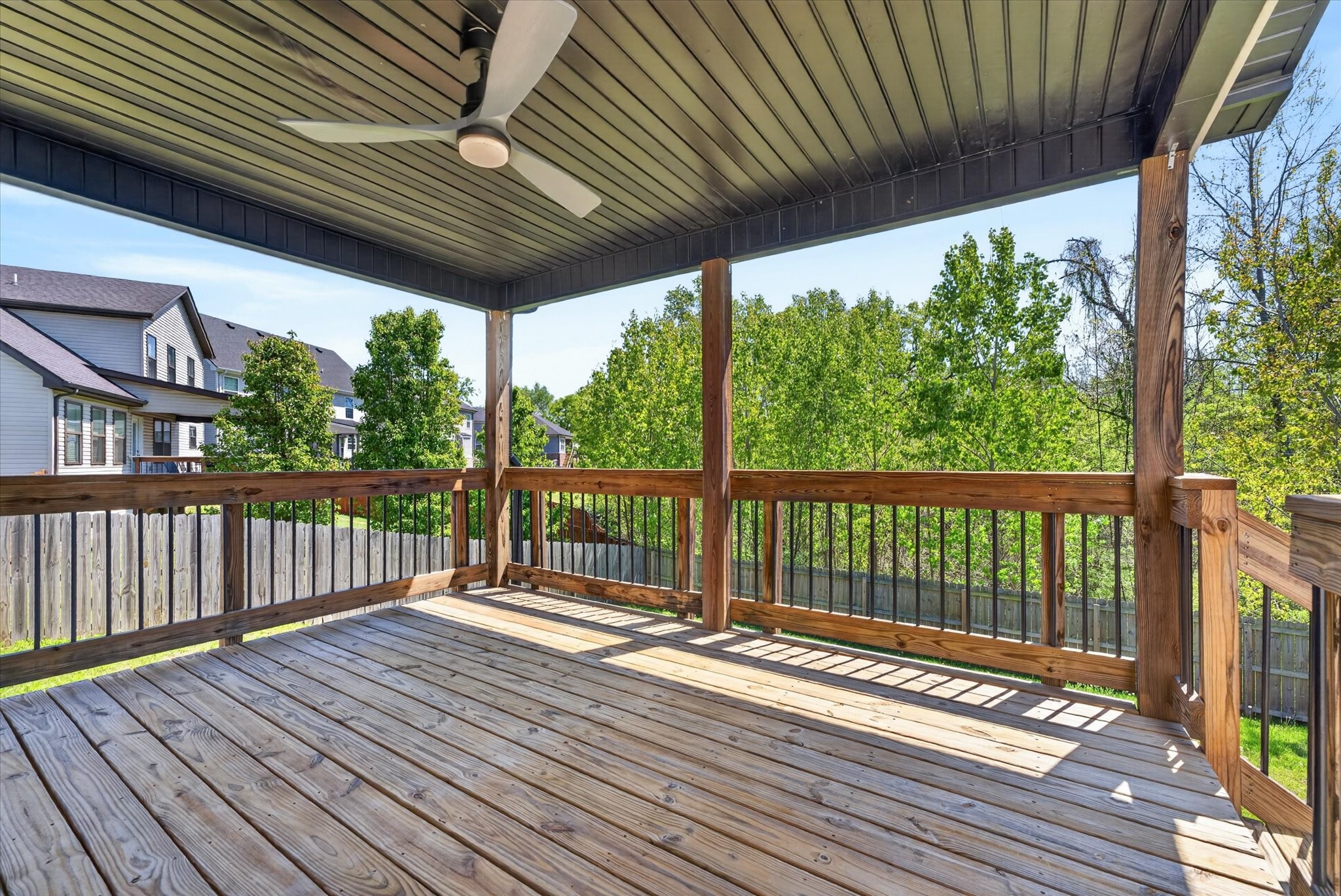 1071 Barnhill Road Clarksville, TN 37043 - Photo 33 of 37