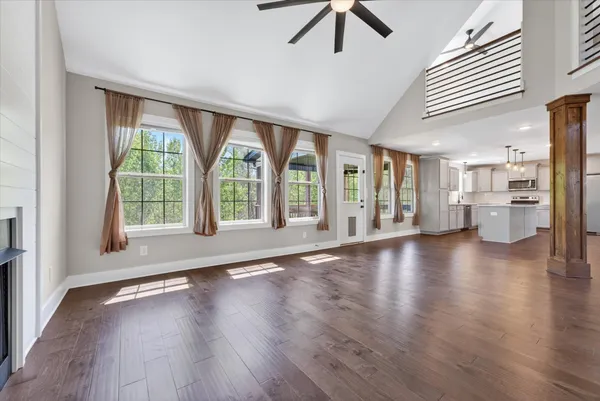 $2,100 | 1071 Barnhill Road, Clarksville, TN 37043