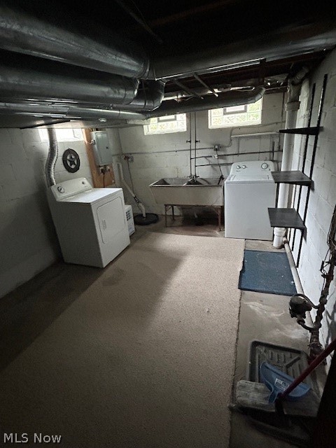 1256 Winston Road Cleveland, OH 44121 - Photo 7 of 13 Basement with washer / clothes dryer