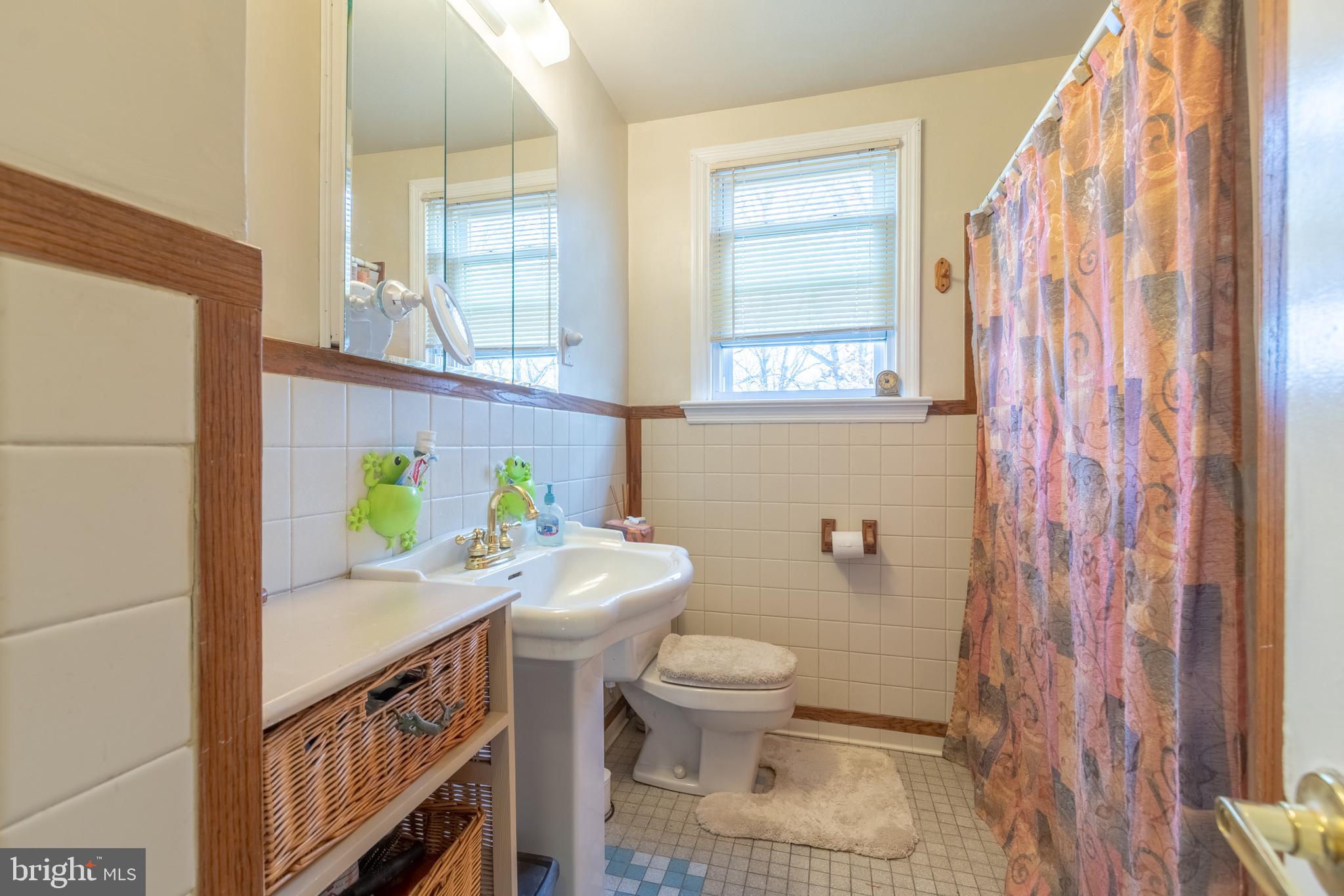 2137 Keith Road Abington, PA 19001 - Photo 19 of 25 Upstairs Bathroom