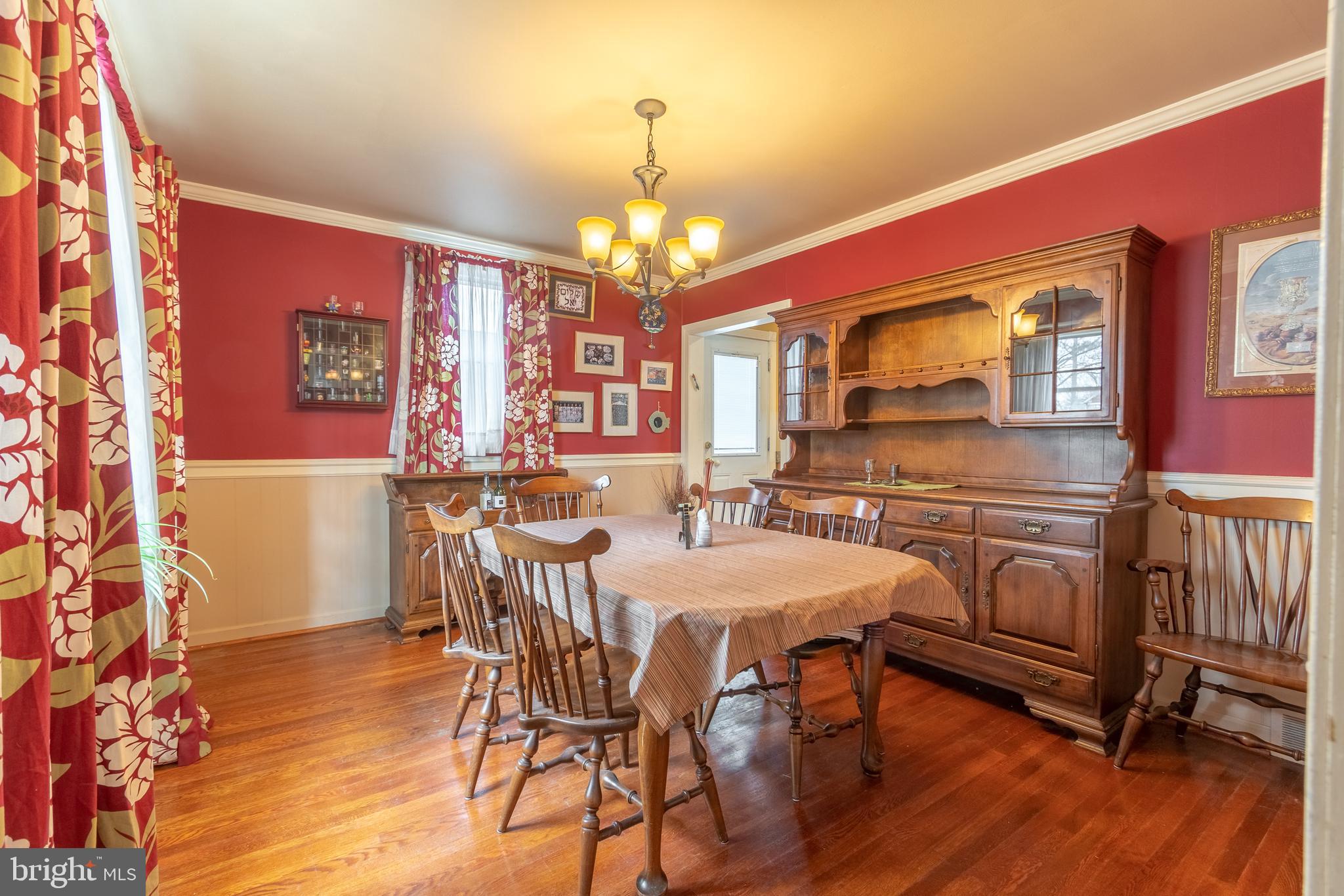 2137 Keith Road Abington, PA 19001 - Photo 8 of 25 Dining Room