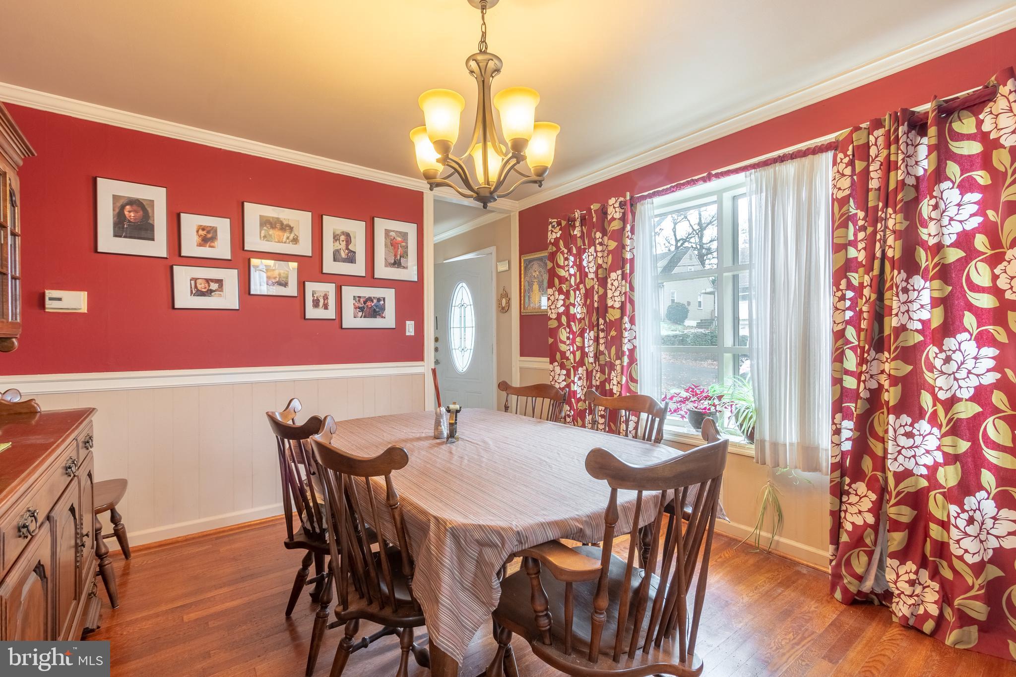 2137 Keith Road Abington, PA 19001 - Photo 9 of 25 Dining Room