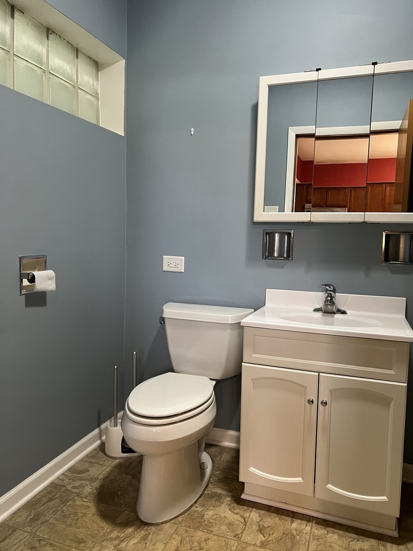 10851 Parkside Avenue Chicago Ridge, IL 60415 - Photo 10 of 18