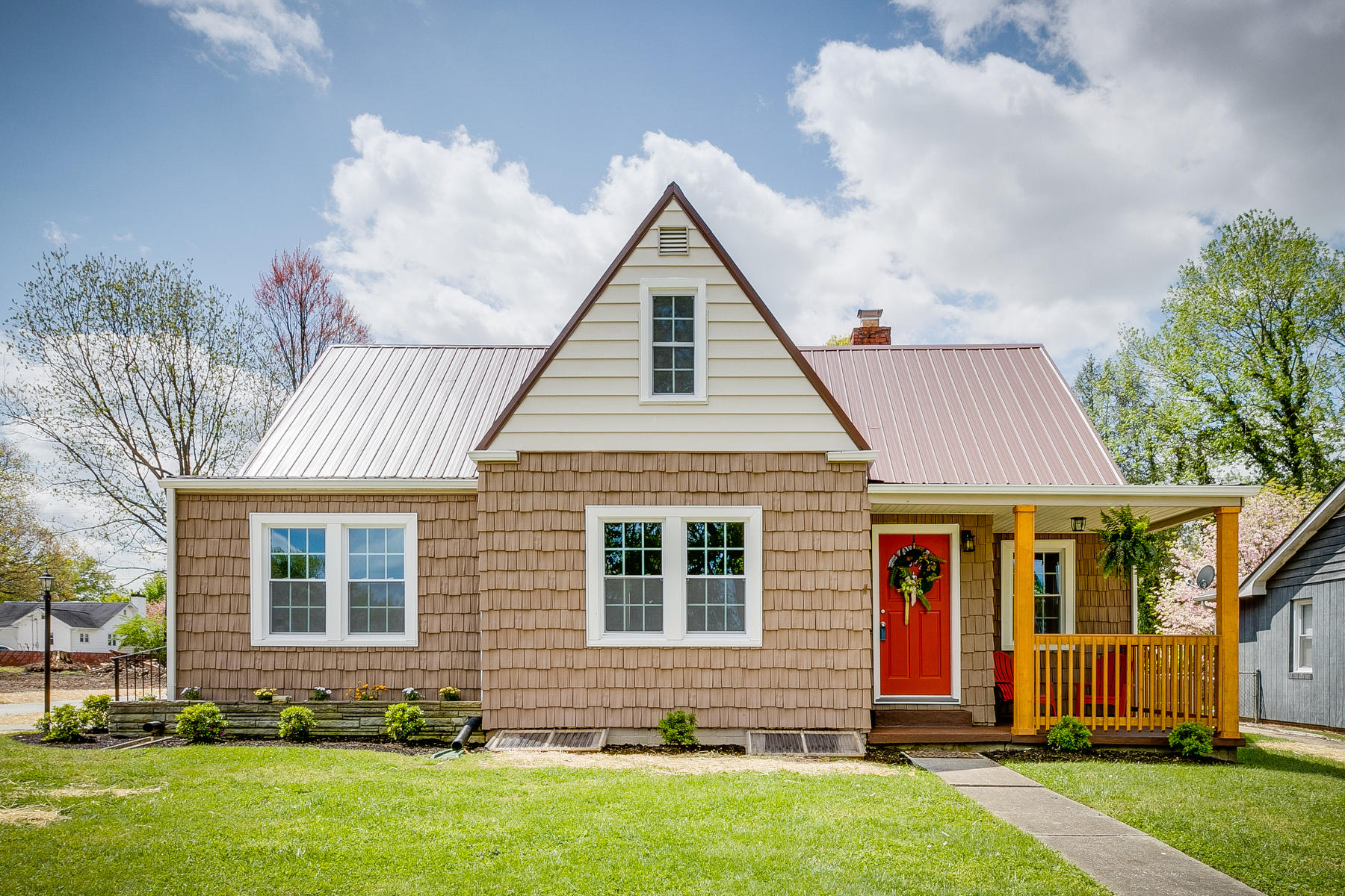 1812 Fairoaks Road Kingsport, TN 37664 - Photo 1 of 56 001