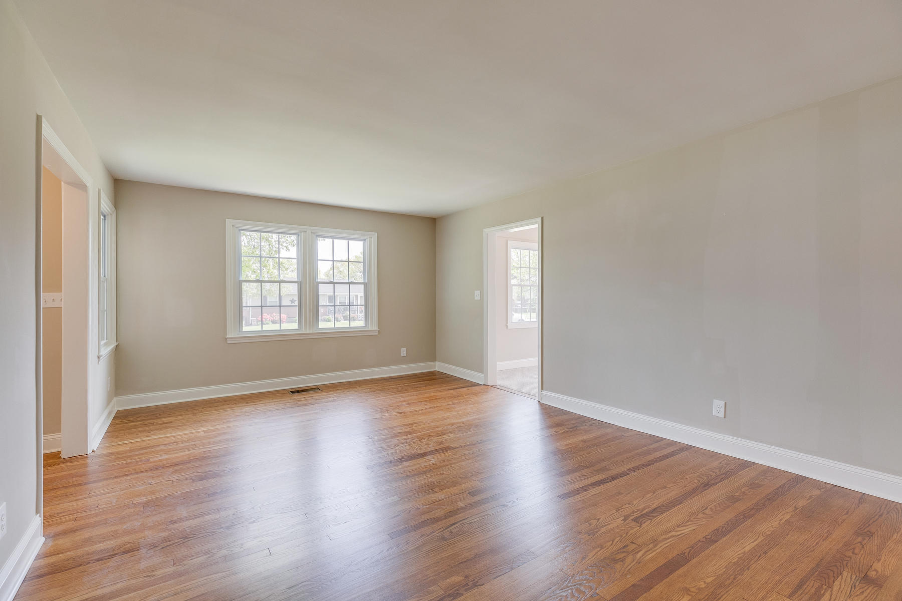 1812 Fairoaks Road Kingsport, TN 37664 - Photo 11 of 56 011