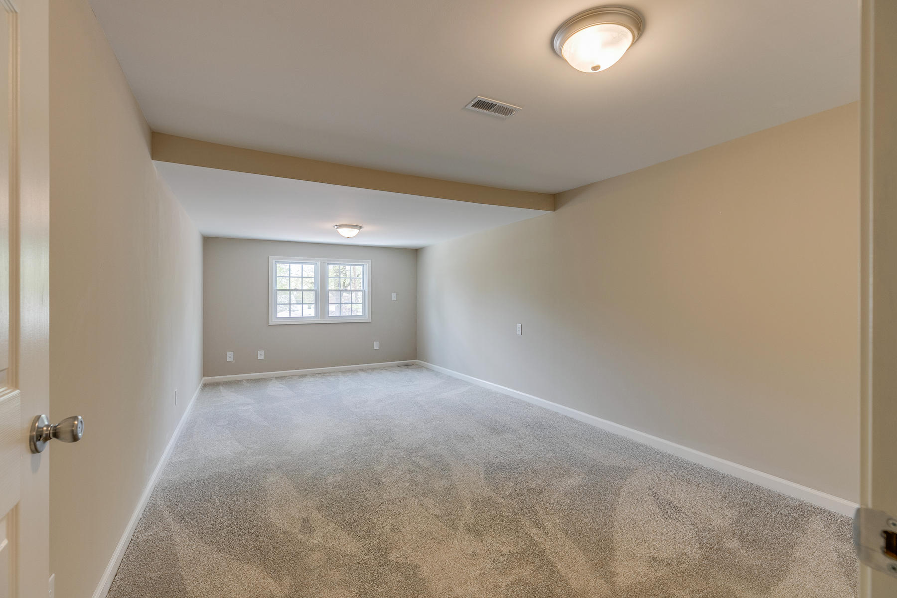 1812 Fairoaks Road Kingsport, TN 37664 - Photo 39 of 56 039