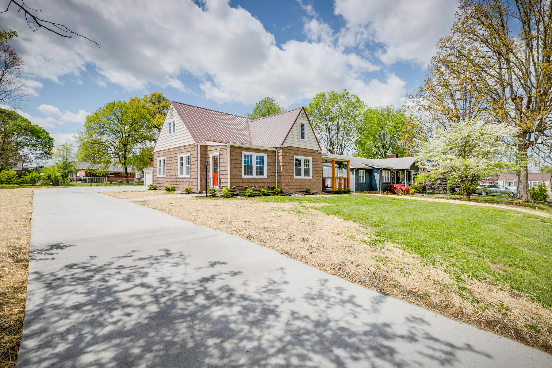 1812 Fairoaks Road Kingsport, TN 37664 - Photo 5 of 56 004