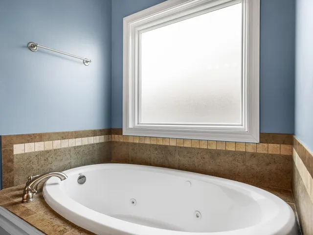 $479,999 | 351 South Woodfin Ridge Drive, Inman, SC 29349