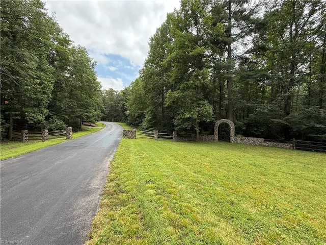$39,000 | 3 Zinzendorf Lane, Moravian Falls, NC 28654