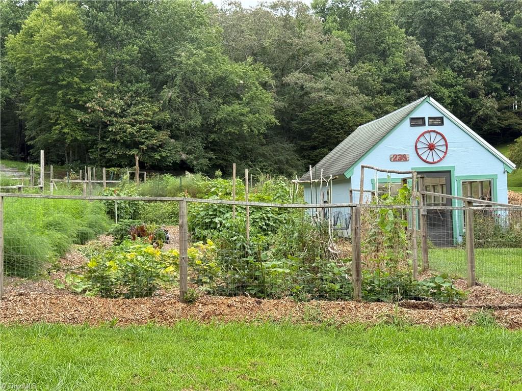 3 Zinzendorf Lane Moravian Falls, NC 28654 - Photo 7 of 17 7 Community Garden Plots