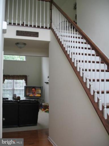 846 Rivanna Run Falling Waters, WV 25419 - Photo 8 of 14