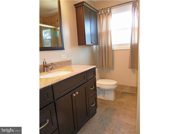 422 Haywood Road Ambler, PA 19002 - Photo 12 of 23 Bathroom