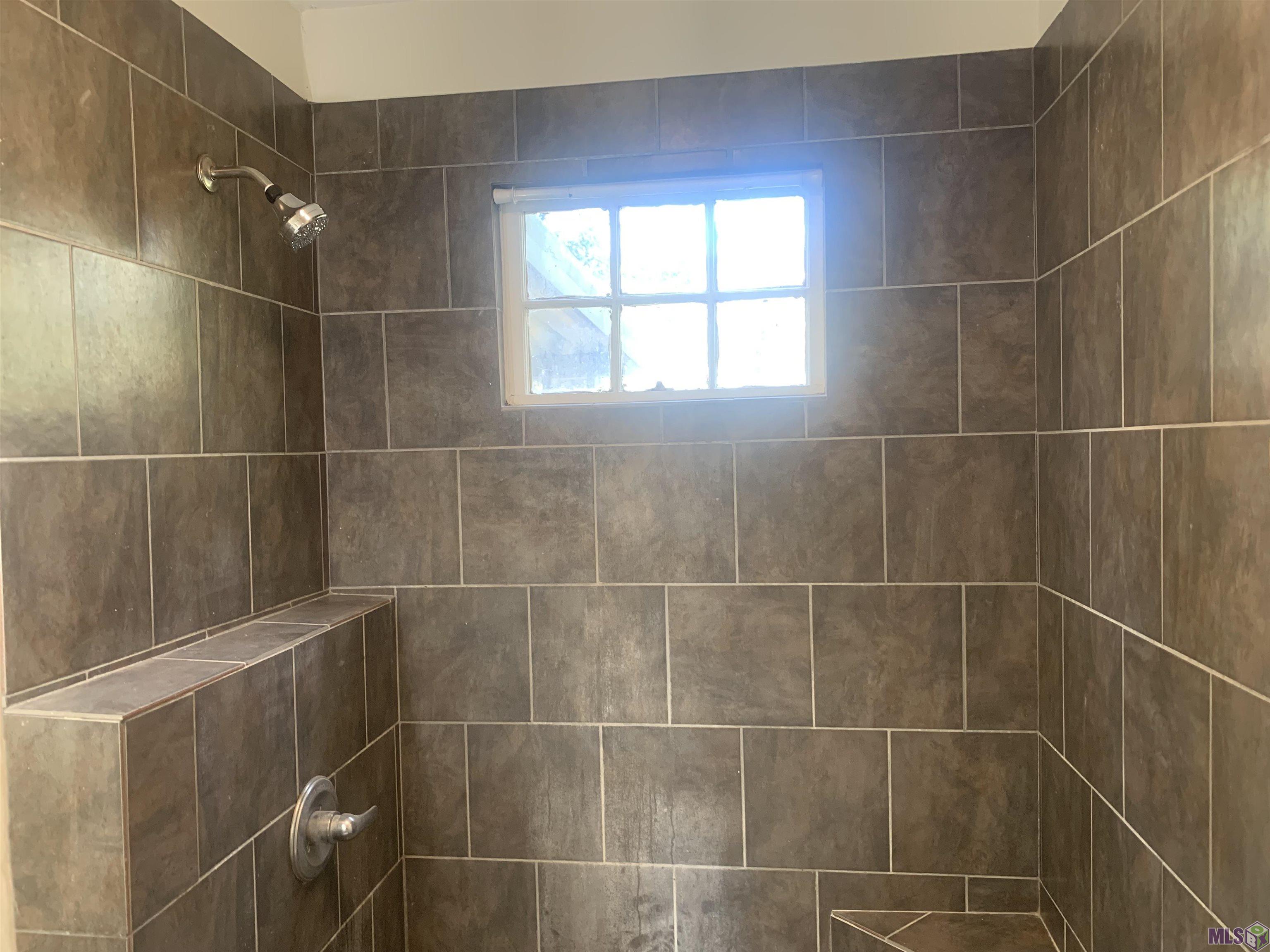 864 Iris Street Baton Rouge, LA 70802 - Photo 7 of 14