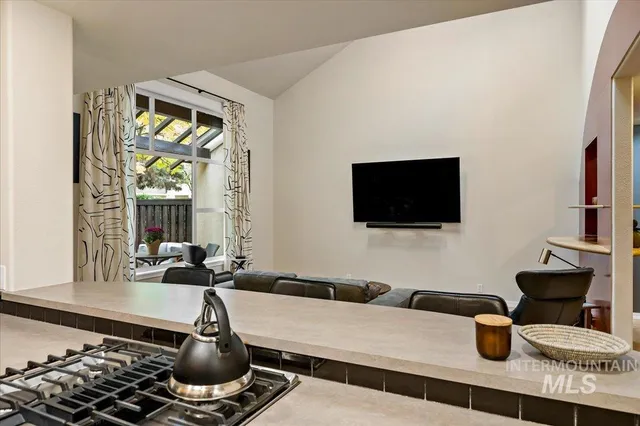 $600,000 | 834 East Riverpark Lane, Boise, ID 83706