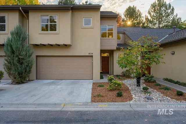 $600,000 | 834 East Riverpark Lane, Boise, ID 83706