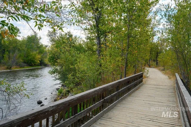 $600,000 | 834 East Riverpark Lane, Boise, ID 83706