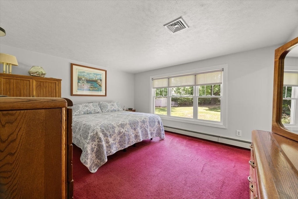 115 Springhill Avenue Bridgewater, MA 02324 - Photo 21 of 33