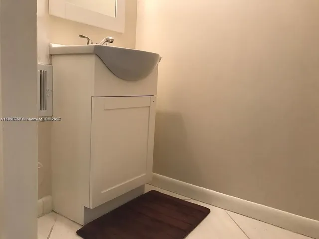 a view of utility room