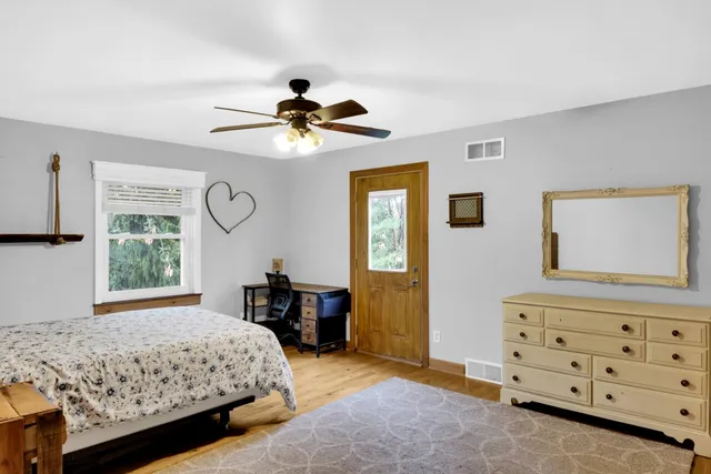 $650,000 | W2585 Long Meadow Drive, Lafayette, WI 53121