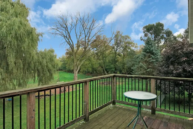 $650,000 | W2585 Long Meadow Drive, Lafayette, WI 53121