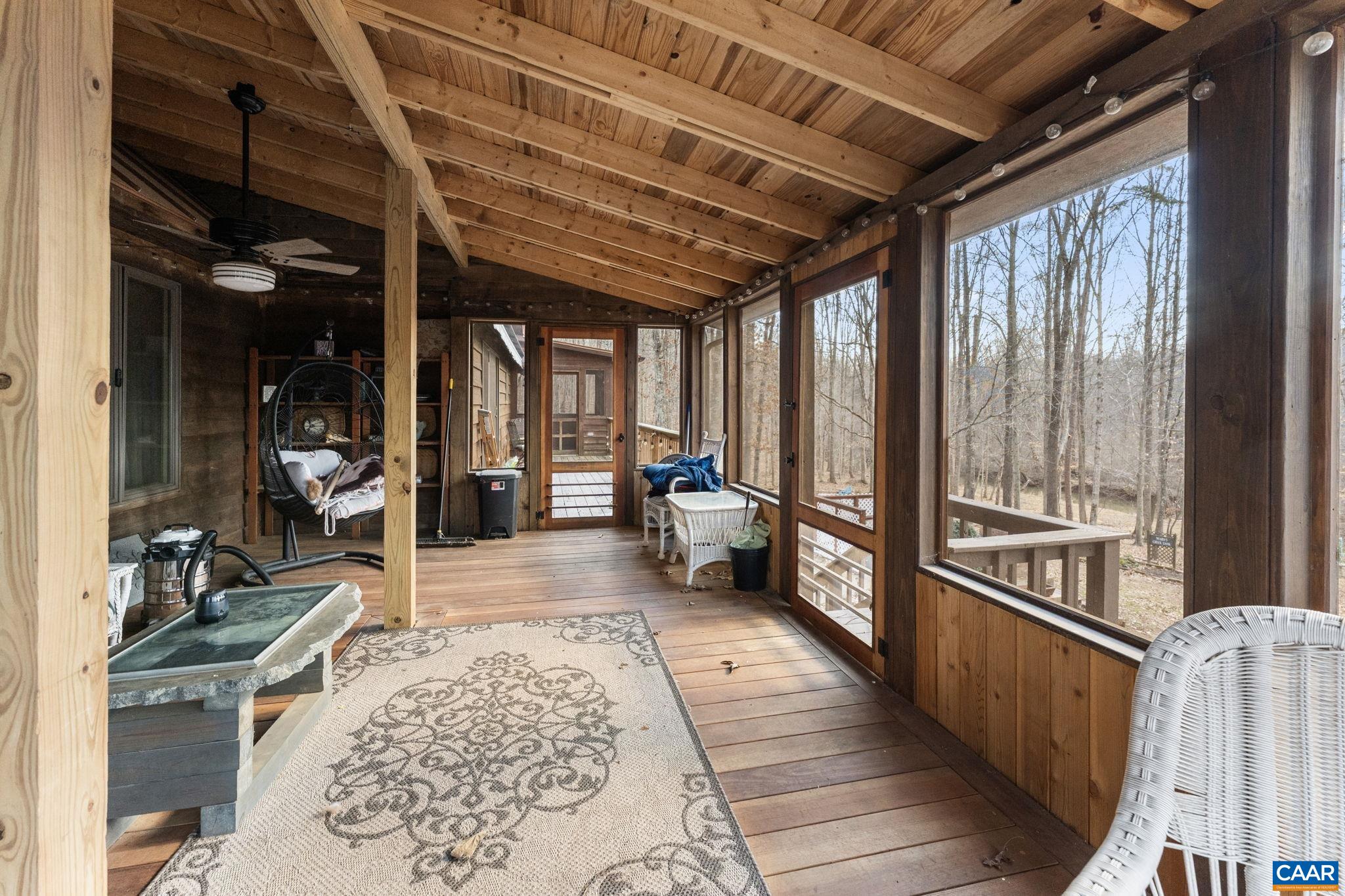 669 James River Road Scottsville, VA 24590 - Photo 13 of 61