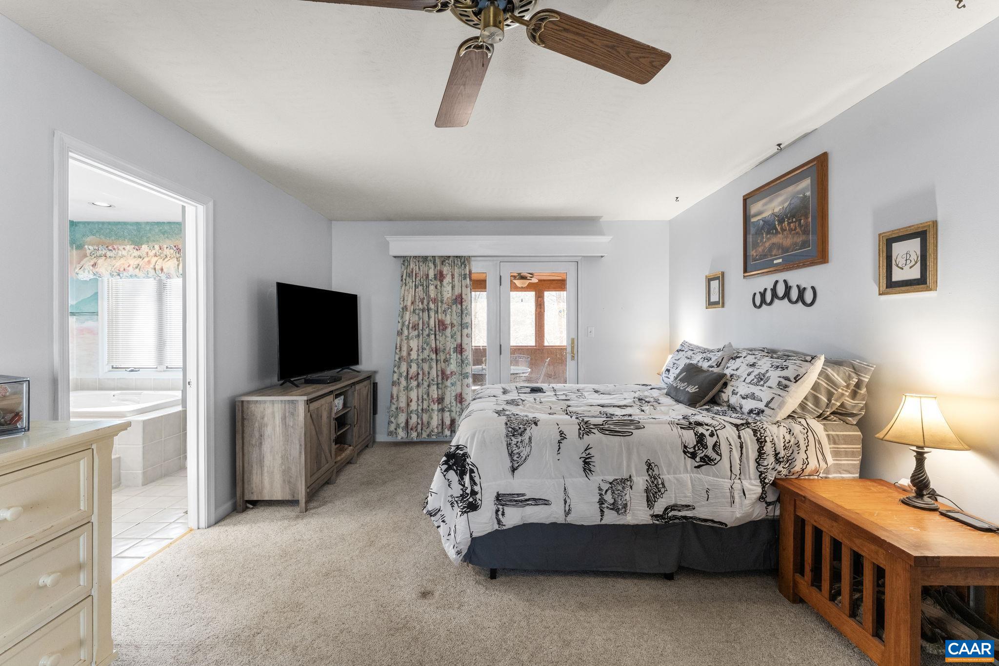 669 James River Road Scottsville, VA 24590 - Photo 24 of 61