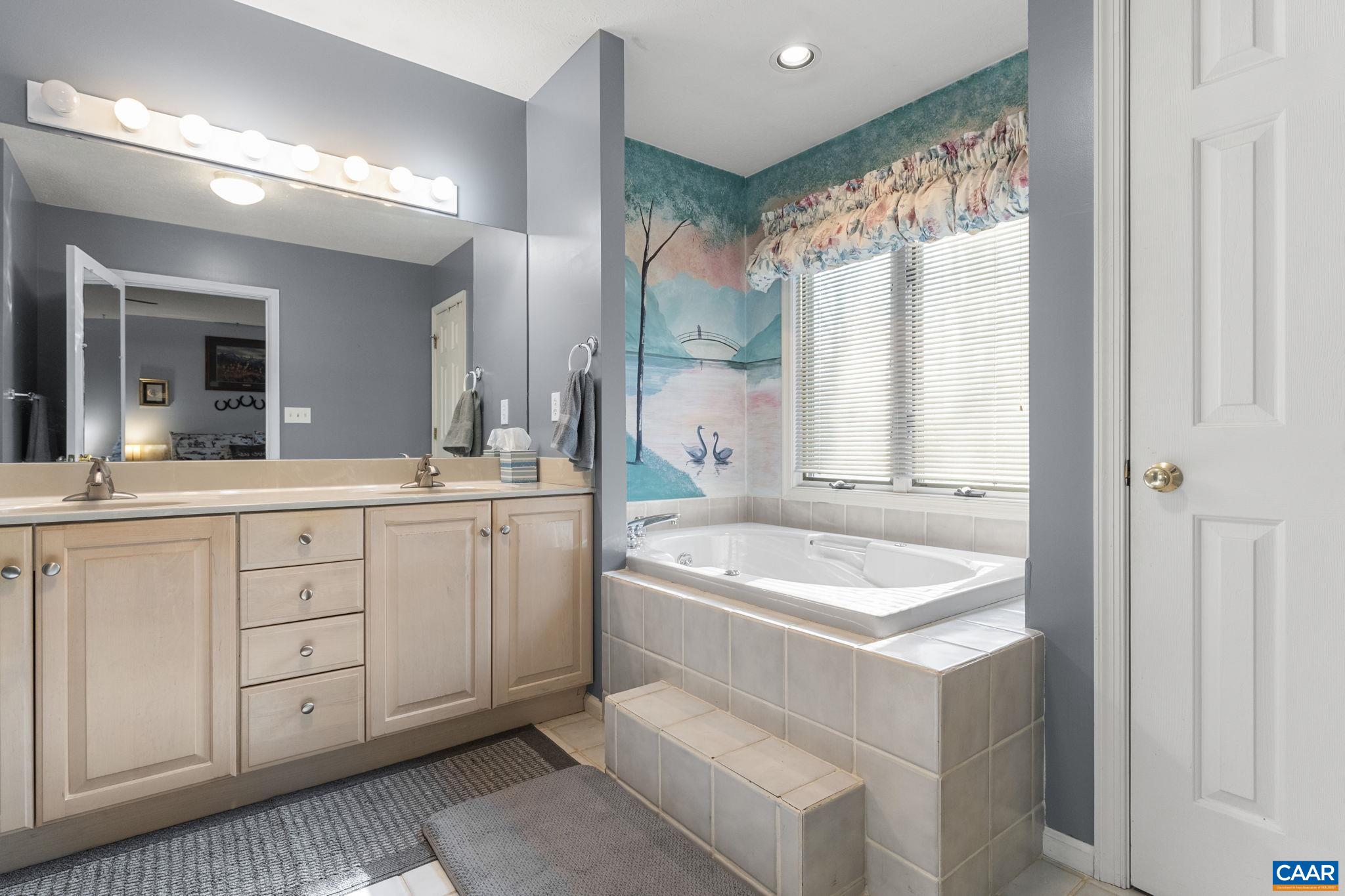 669 James River Road Scottsville, VA 24590 - Photo 27 of 61