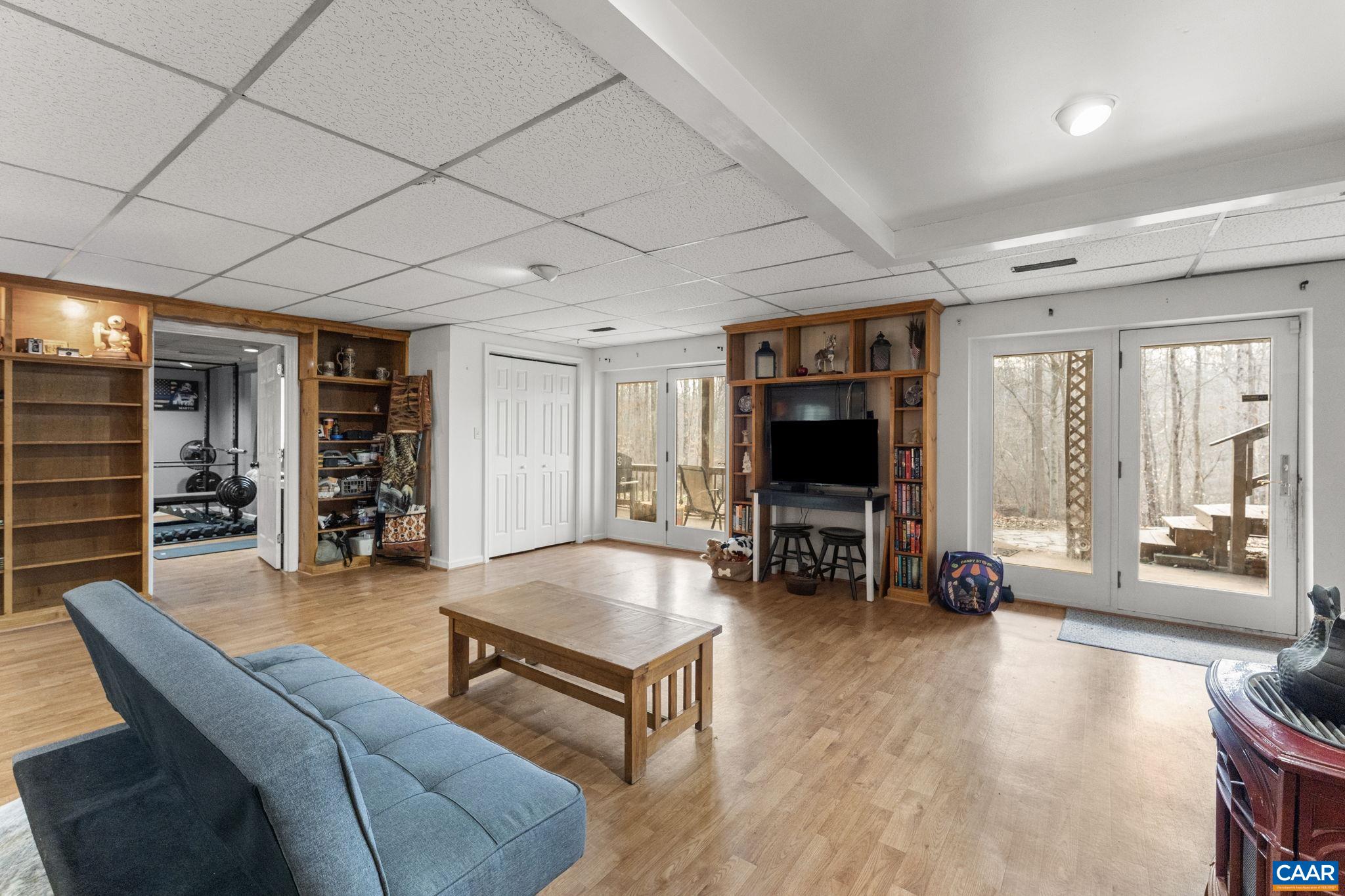 669 James River Road Scottsville, VA 24590 - Photo 39 of 61