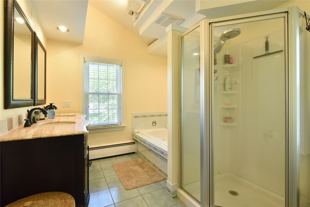 316 Crestwood Road Warwick, RI 02886 - Photo 25 of 32 Gallery Image 25