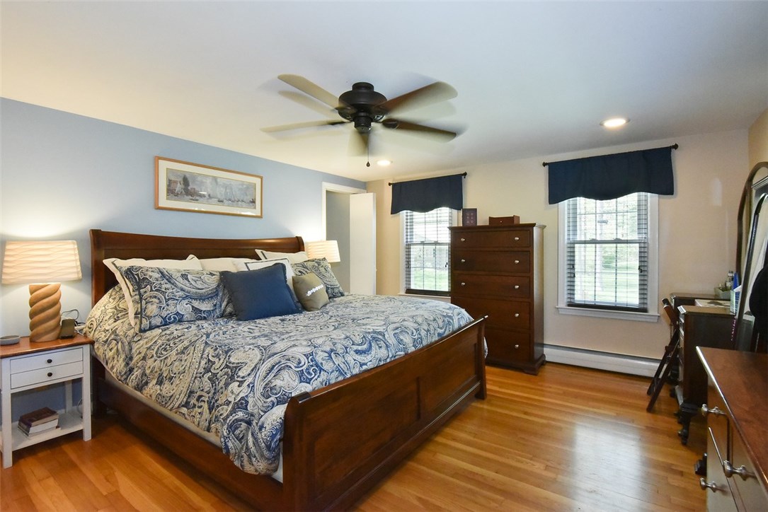 316 Crestwood Road Warwick, RI 02886 - Photo 27 of 32 Gallery Image 27