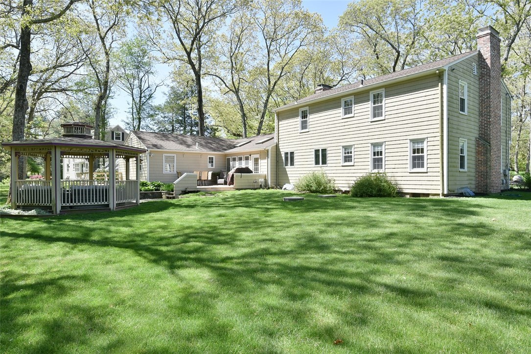 316 Crestwood Road Warwick, RI 02886 - Photo 5 of 32 Gallery Image 5