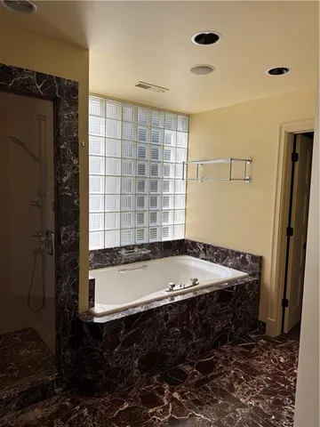 $5,500 | 5001 Sunset Drive, Kansas City, MO 64112