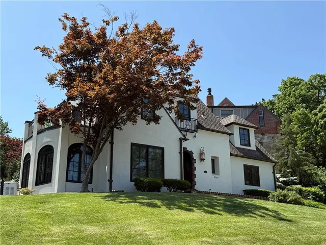 $5,500 | 5001 Sunset Drive, Kansas City, MO 64112