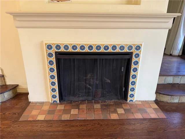 $5,500 | 5001 Sunset Drive, Kansas City, MO 64112