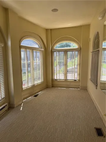 $5,500 | 5001 Sunset Drive, Kansas City, MO 64112